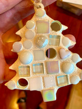 Load image into Gallery viewer, Make-Your-Own Sparkly White Tree Ornaments Kit
