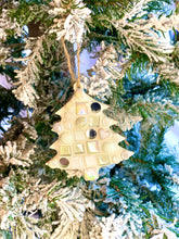 Load image into Gallery viewer, Make-Your-Own Sparkly White Tree Ornaments Kit