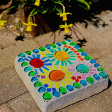 Load image into Gallery viewer, Mosaic Stepping Stone Kit