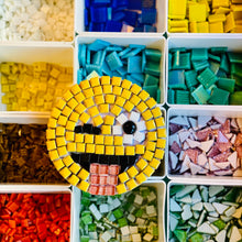 Load image into Gallery viewer, DIY Mosaic 6" Circle Wall Plaque Kit