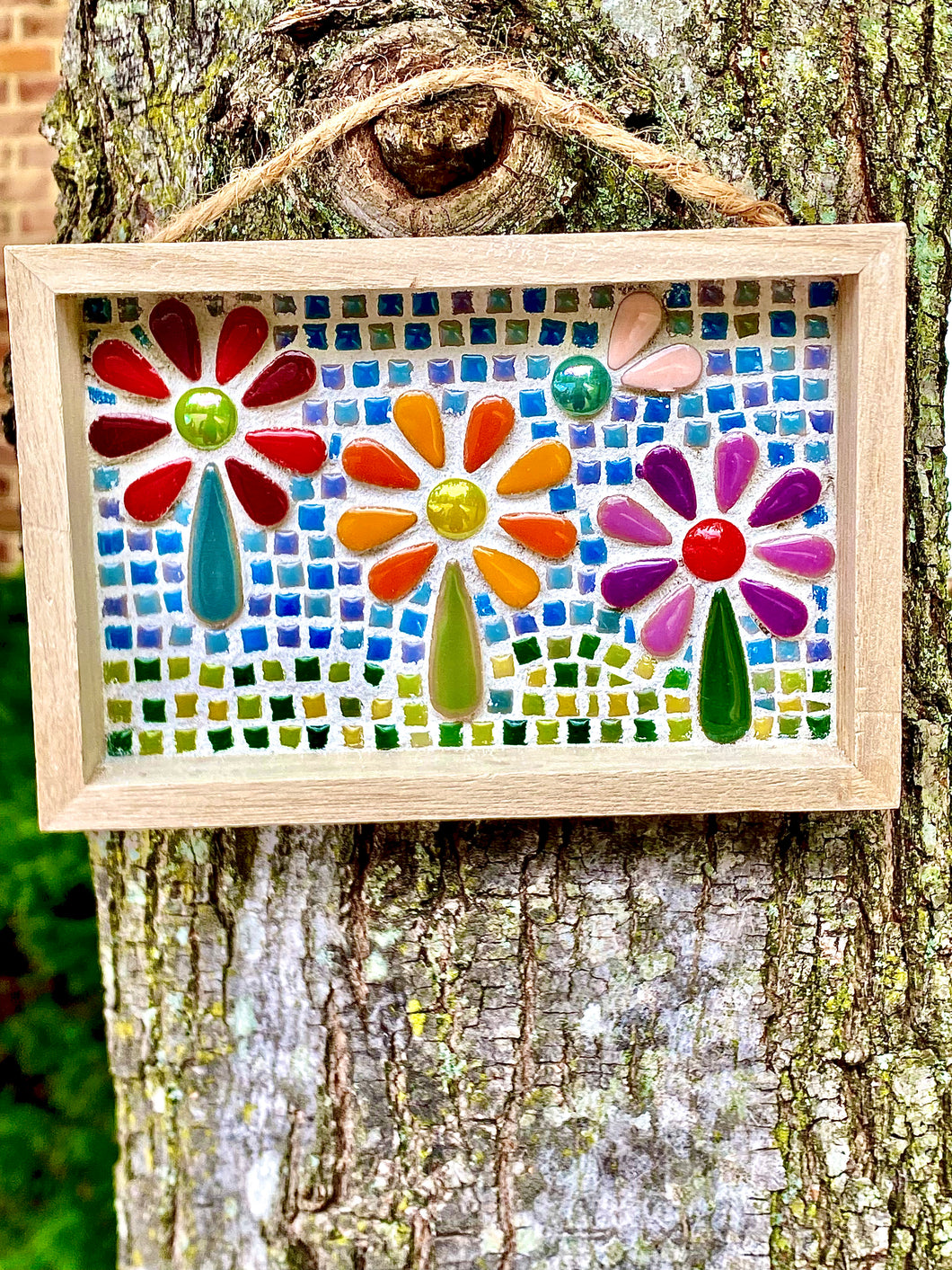DIY Pretty Picture Mini Mosaic Art