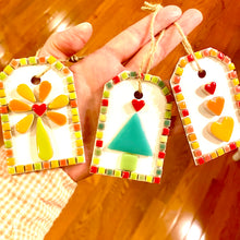 Load image into Gallery viewer, Make-Your-Own Cute Gift Tags Kit
