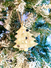 Load image into Gallery viewer, Make-Your-Own Sparkly White Tree Ornaments Kit
